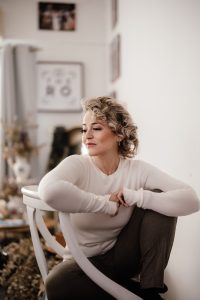 Sandra Ro, fotógrafa de bodas en Madrid, directora creativa de The Ro Wedding Photo